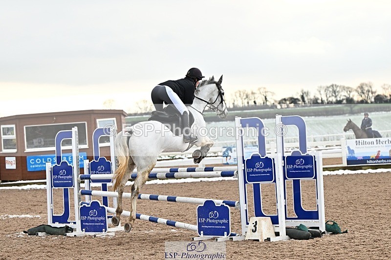 250111-133852-00463 - Cls 12 Newcomers and 1.10m Open