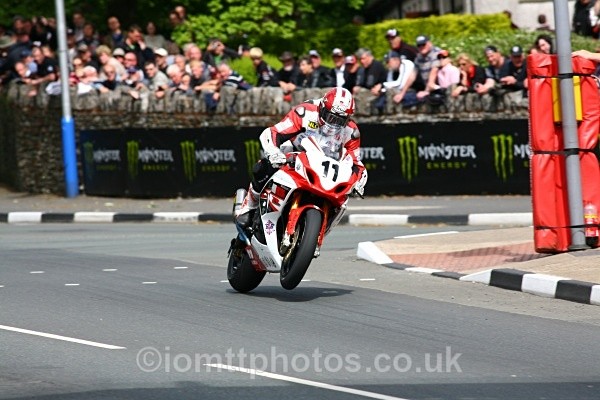  - Senior Race - TT 2010