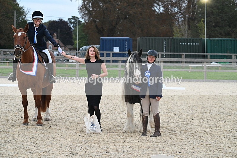 WJ7_2630 - Class 2 & Champs