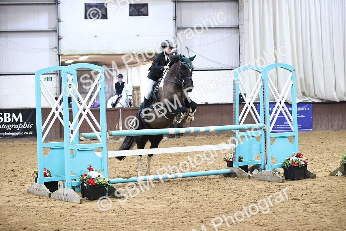 SBM_010408 - Class 12 - Blue Chip Pony Newcomers 1m Open both to Inc The Pony Restricted Rider Qualifier