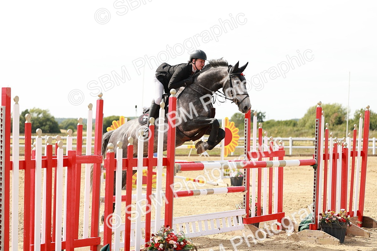 SBM_008115 - Class 4 - Senior Foxhunter - 1.20m Open