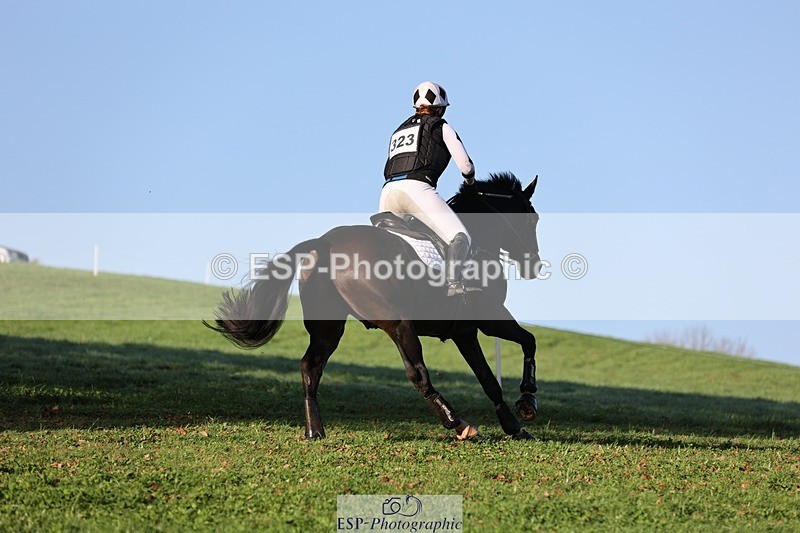 241026-102222-11483 - 323-Nicky.Blastland-FOUNDATIONS.HUSTLER