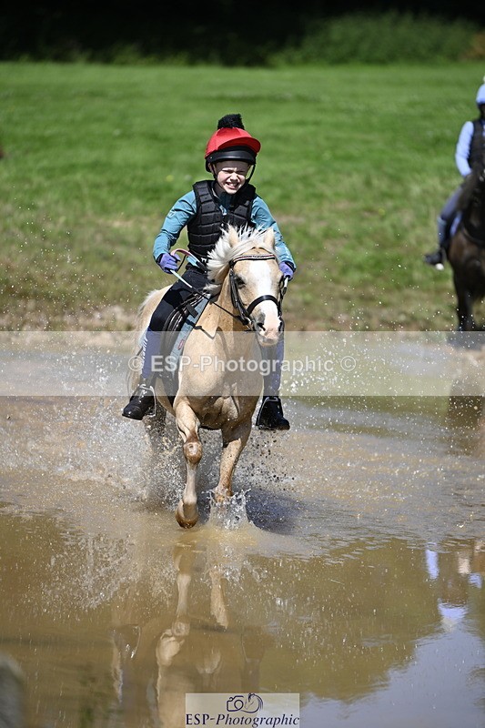 240728B-112458-01010 - Theo's Group XC