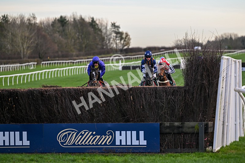 211125-Race 5-Sleeping Satellite-7785 - Race 5