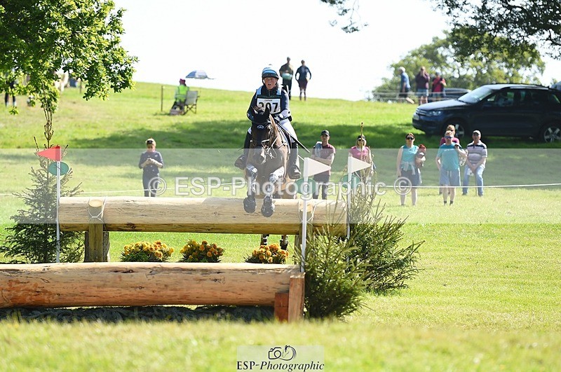 230527-095744-08454 - 207-TYNAN_COOLEY-Lucy_Stimson-XC