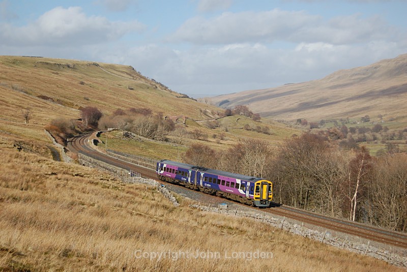 JL 26.2.15 158797 12.49 Leeds - Carlisle, Ais Gill viaduct - Ais Gill - Viaduct