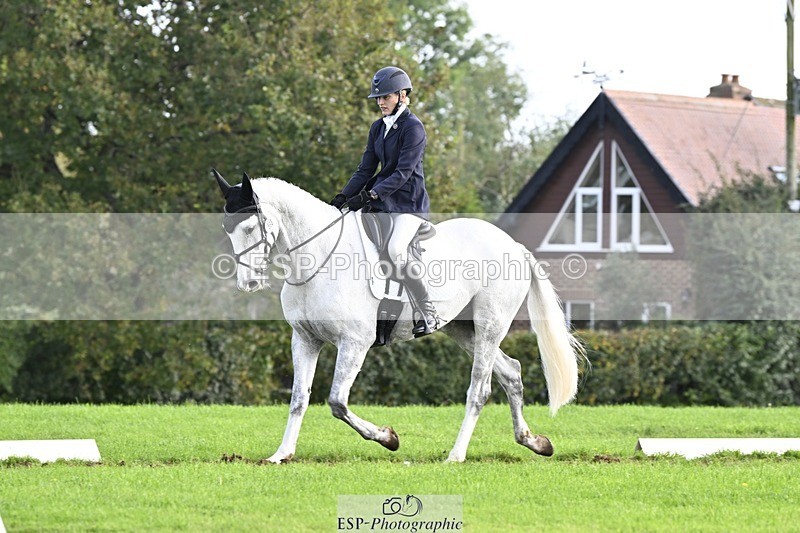 241025-152628-09820 - 593-Abbie.Burbidge-BLUEBIRD