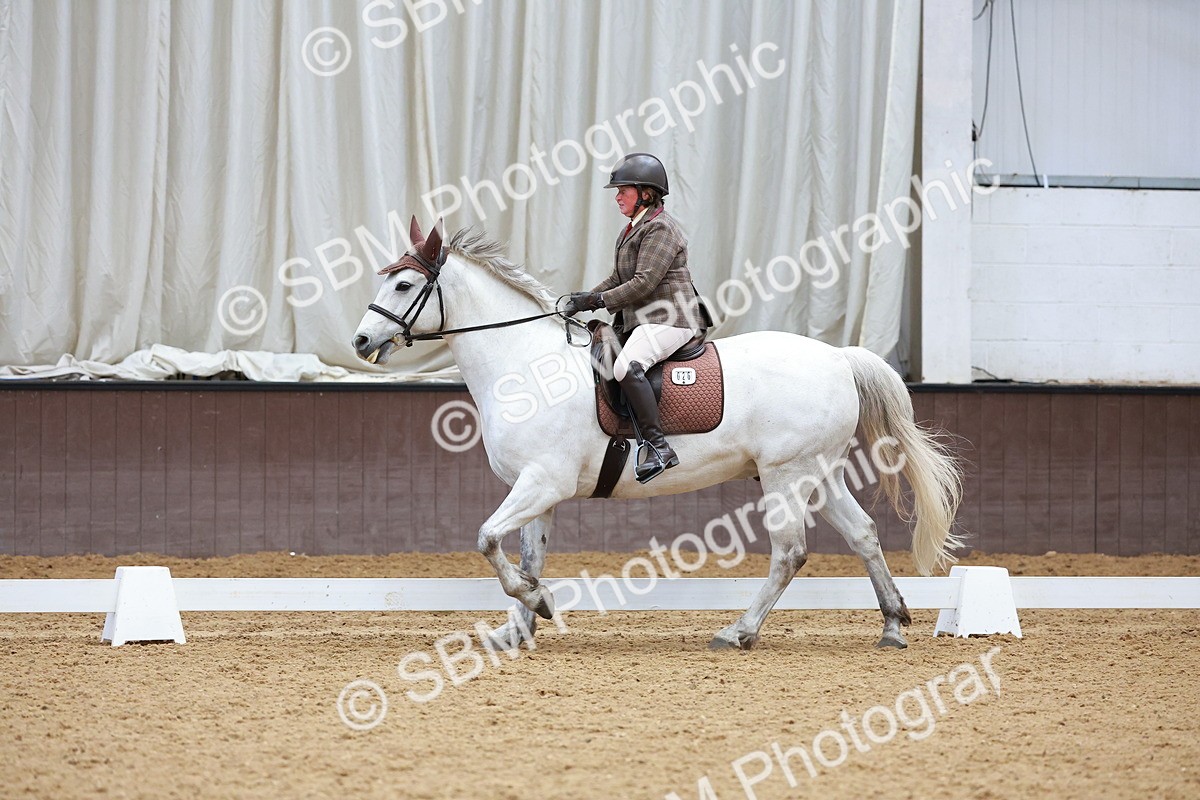 SBM_003524 - Class 15-16-18 - Novice 3-Elementary 1-PYO