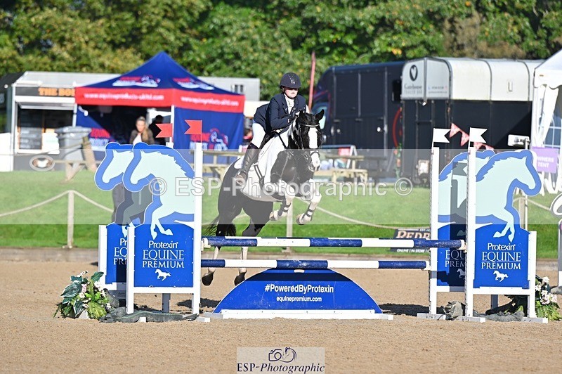 241027-094317-16086 - 317-Maddy.Greenaway-SPECIAL.VAN.DE.SMEDENPOORT