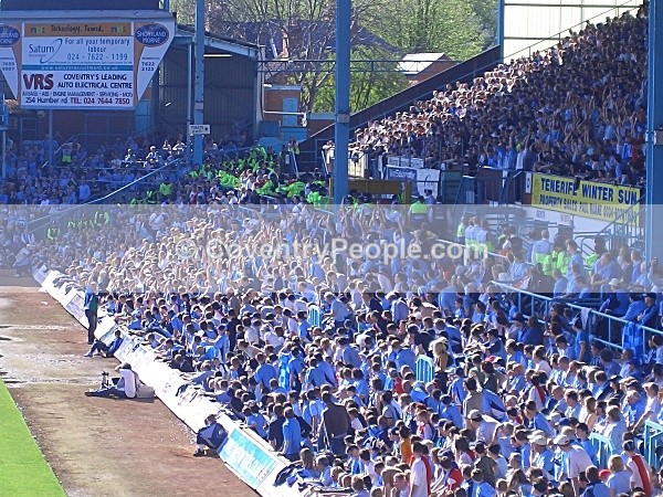 CIMG2131 - Goodbye Highfield Road