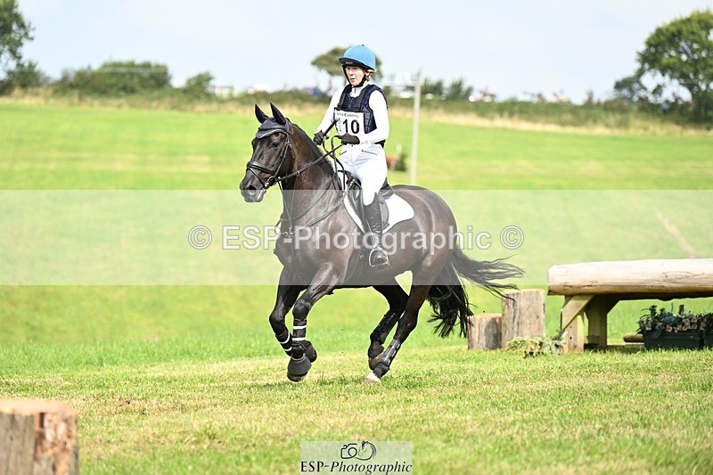 240831A-114451-01943 - 110-Laura.Pritchard-TOUCH.OF.SILK.I