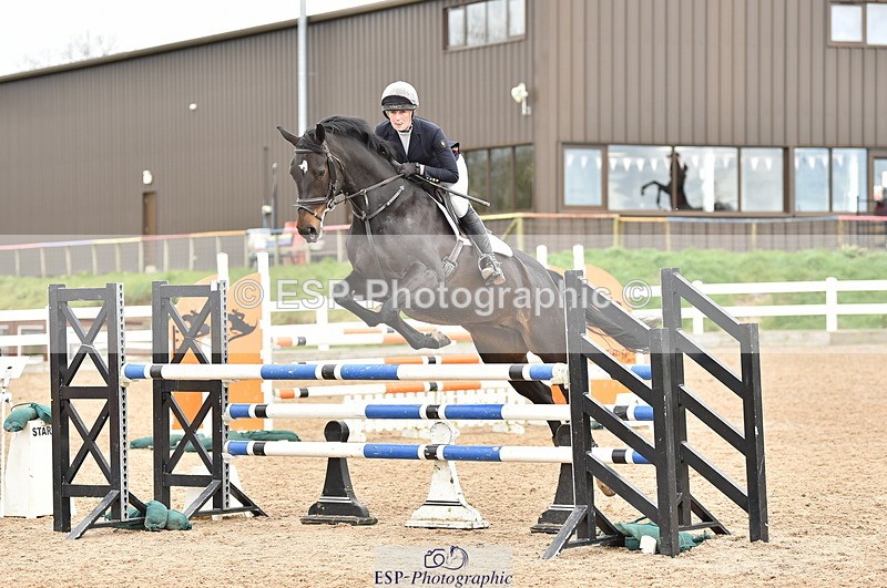 240403A-135044-00632 - Cls 4 Newcomers and 1.10m Open