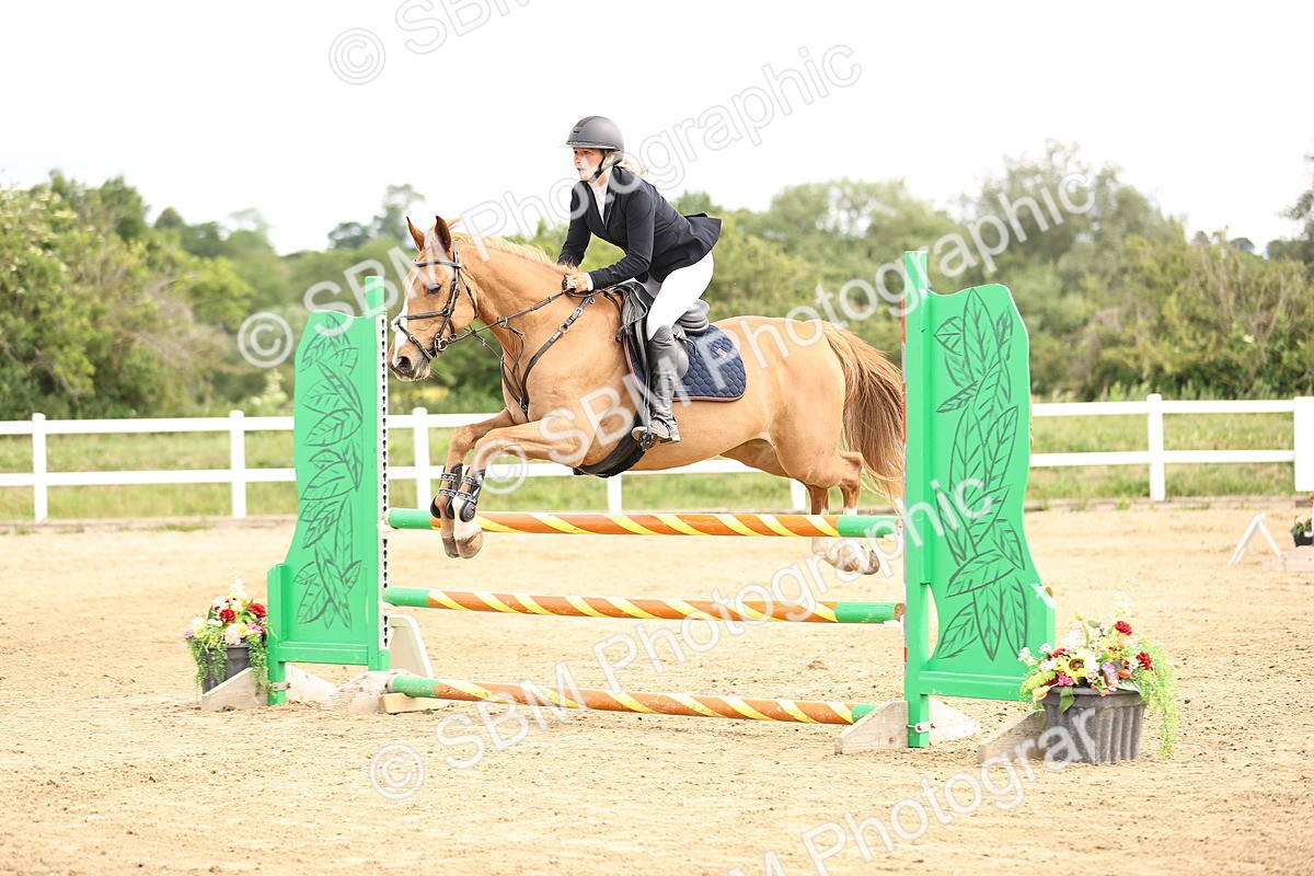 SBM_006383 - Class 16 - Senior British Novice - 90cm