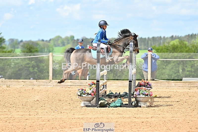 240504A-115310-01336 - Cls 3 Pony Discovery & 90cm Open