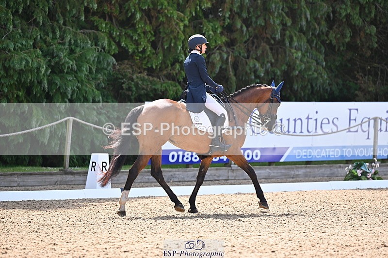 250523A-105051-05811 - D-455-Sarah.Clark-CASALLIA.S