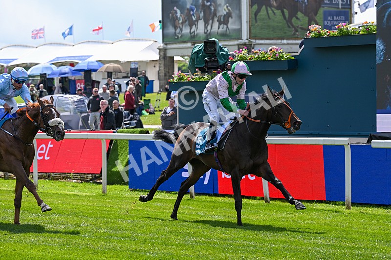 140526-Race 1-Persian Spring-4370 - Race 1 1.45pm Sky Bet ebfstallions.com Novice Stakes