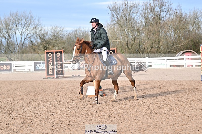 251126-121246-00403 - Cls 4 Newcomers and 1.10m