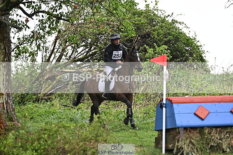 250418-140120-05377 - 252-Tim.Price-MERCURIAL