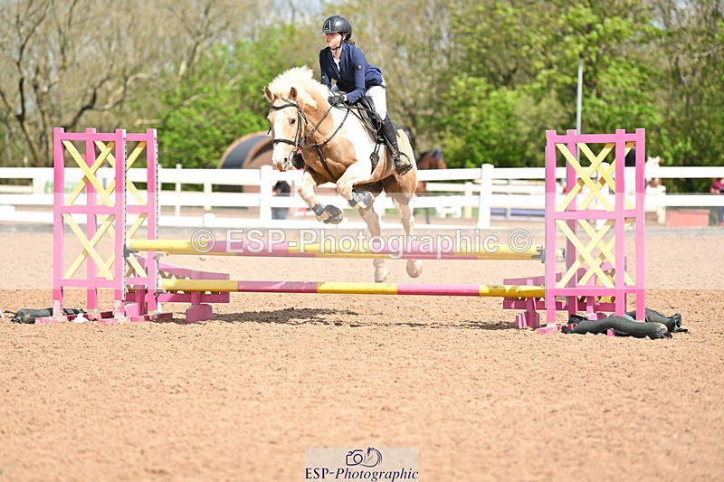 240504A-110541-00527 - Cls 14 & 15 Club & Schools 70cm