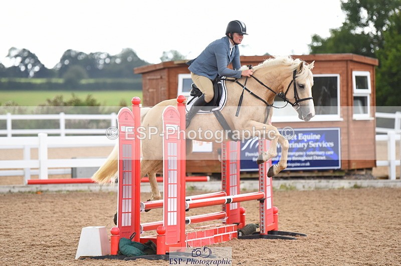 230815A-163704-00182 - 70cm