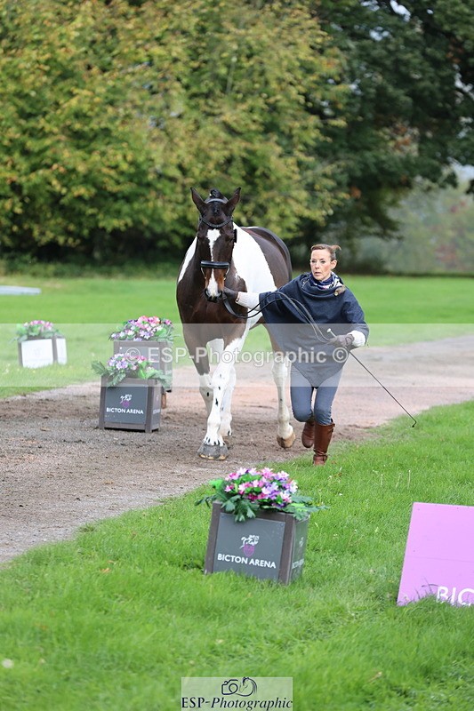 251026A-121302-25960 - F-419-Helen.du.Heaume