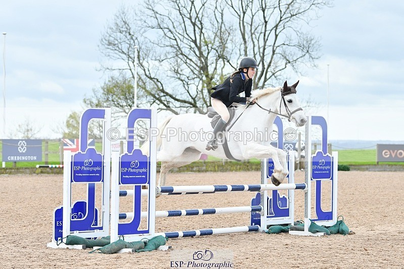 251026-113716-02527 - Cls 23+24 80cm Club and Schools