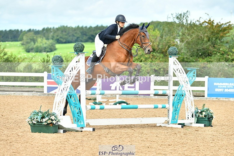 230813A-110614-11638 - Cls 40 A&B Senior Discovery & 1m Open