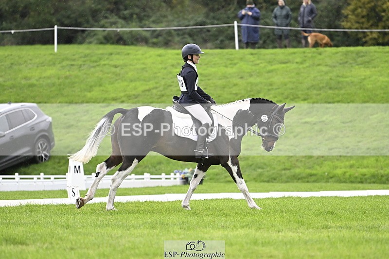 251023A-120654-04014 - F-419-Helen.du.Heaume