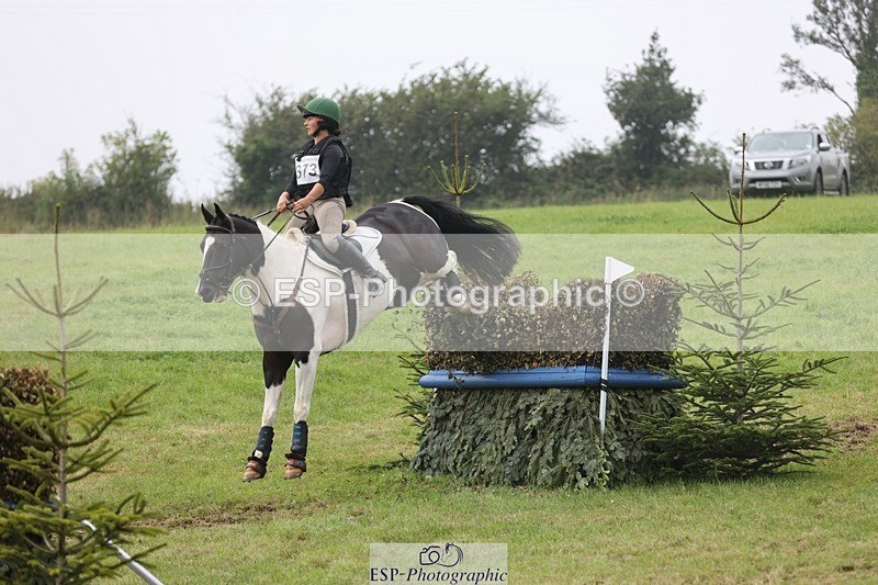 240901A-130608-09005 - 373-Hayley.Foster-BELLATAIRE