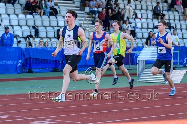 Age25SAT-917941 - Track Male