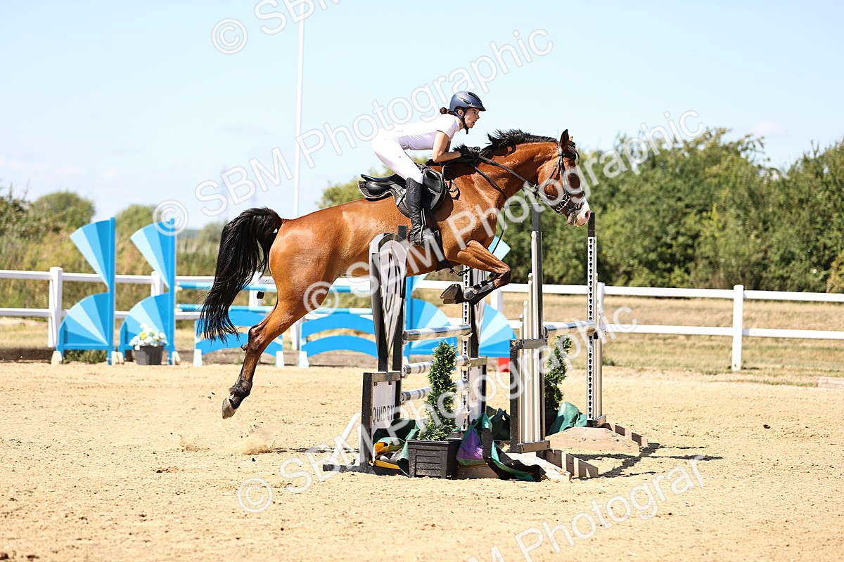 SBM_014876 - Class 15 - Senior Newcomers - 1.10m Open