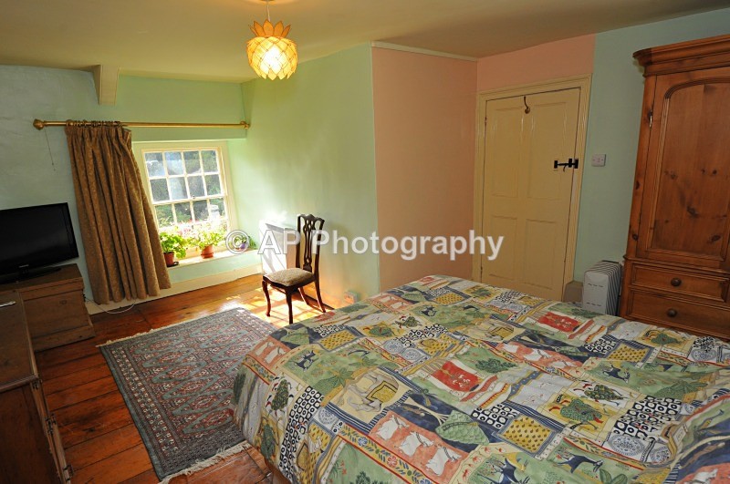 ACP_9112 - Estate Agency