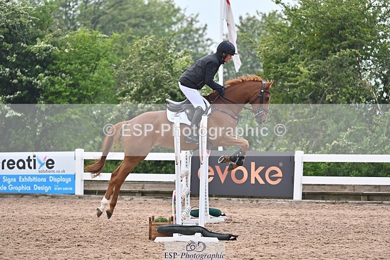 260508-082949-04159 - Cls 17 British Novice and 90cm Open