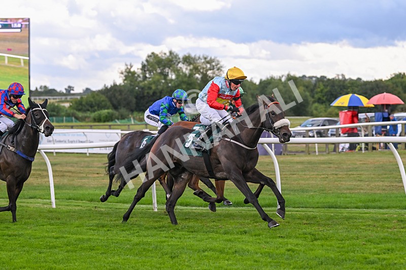 270825-Race 6-Filey Beach-6798 - Race 6