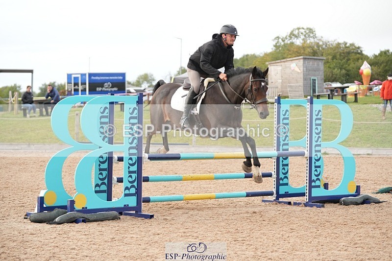 250902-180717-00706 - 90cm