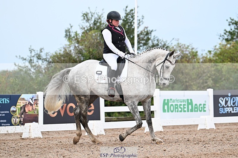 250907-130906-09990 - 071-Emma.ChapmanRoyal.Achiever