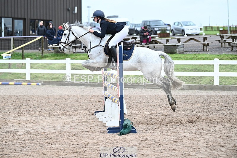 231118A-141436-03340 - Cls 9 Foxhunter & 1.10m Open