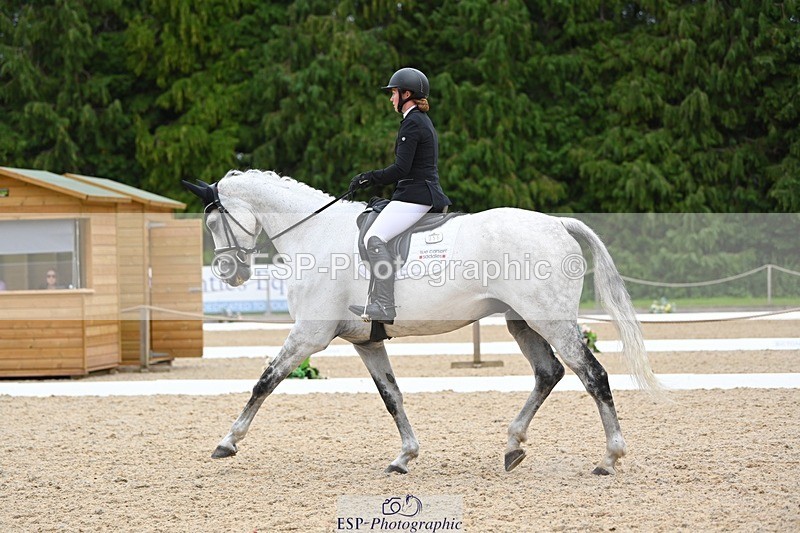 230813-174941-08755 - Cls 14 Medium Silver 16.45 to End