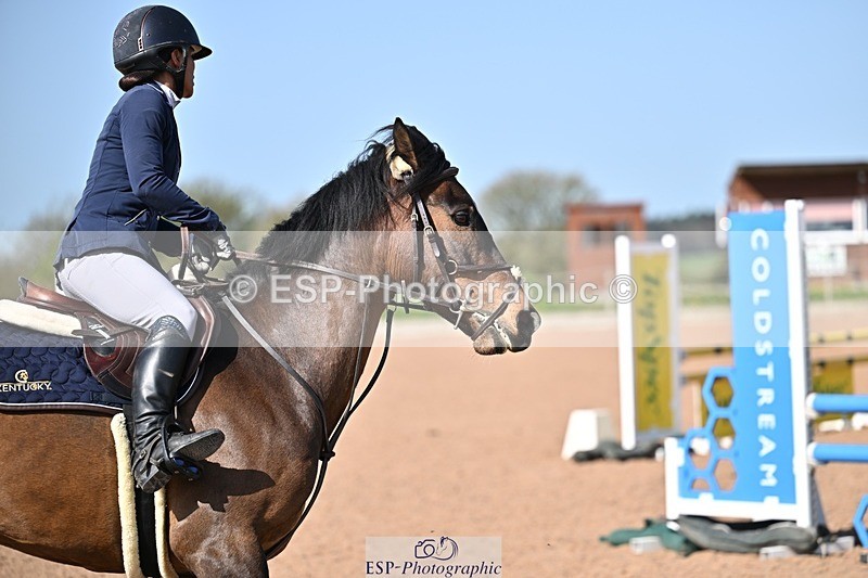 260408-105709-00278 - Cls 2 British Novice and 90cm