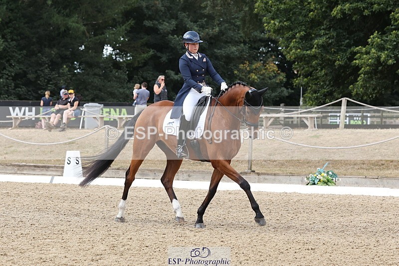 250809A-113705-02793 - 071-Abbie.NewburySeagry.Viceroy