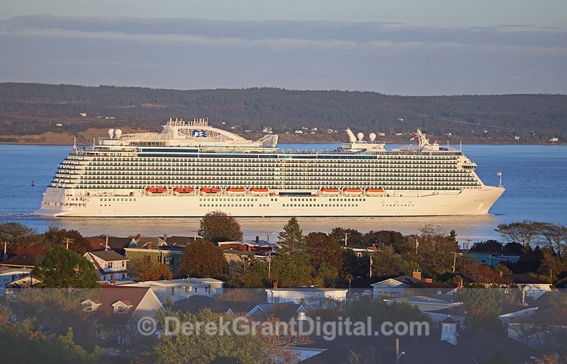 Regal Princess Love Boat Cruise Ships Saint John NB Canada - Cruise Ships