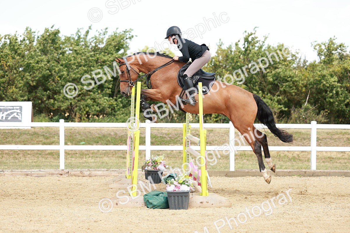 SBM_007710 - Class 3 - Senior Newcomers - 1.10m Open
