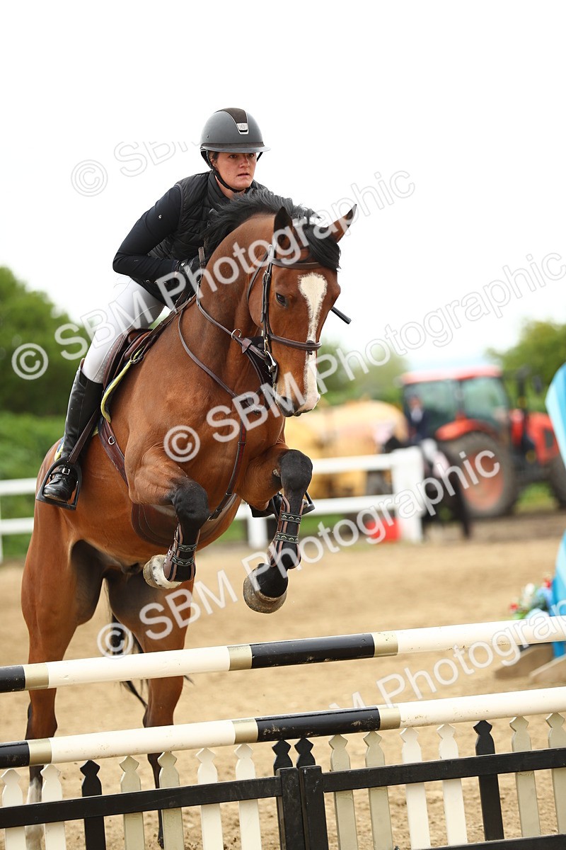 SBM_000436 - Class 2 - Senior British Novice 90cm