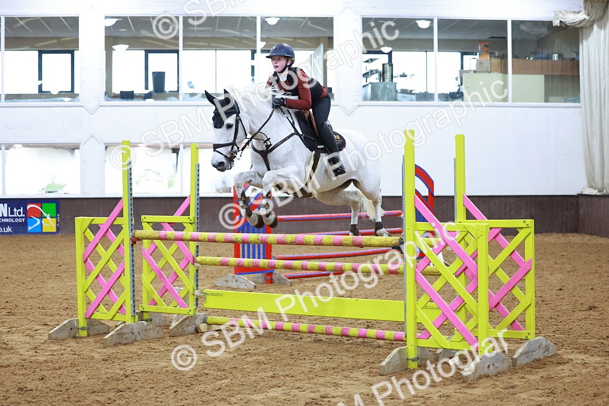 SBM_001977 - Class 4 - Senior Newcomers - 1.10m