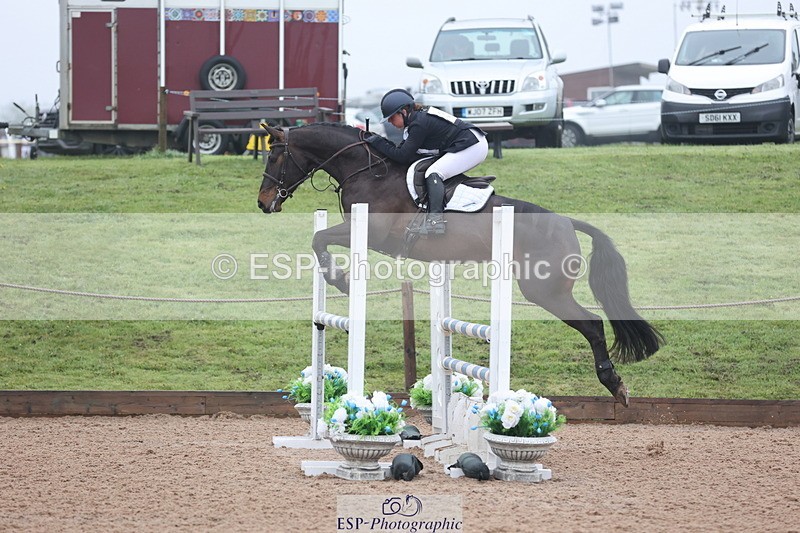 250418-161129-06457 - 330-Lily.Bradstock-DERISKO