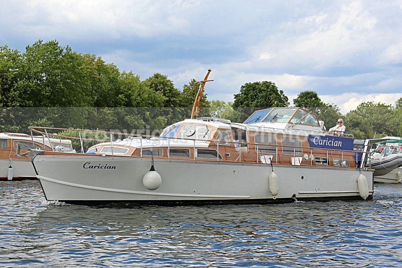 140706 CARICIAN WT7A9777 - HENLEY ROYAL REGATTA - SUNDAY 6th July 2014