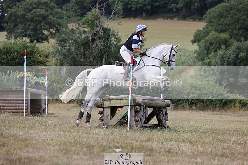 250802A-160515-07465 - G-310-Laura.Pitman-CARROW.IROKO