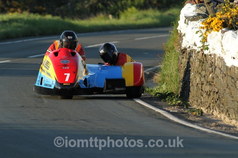 Ian Bell / Carl Bell* Yamaha / Ian Bell Motorcycles - Monday Practice - Sidecars