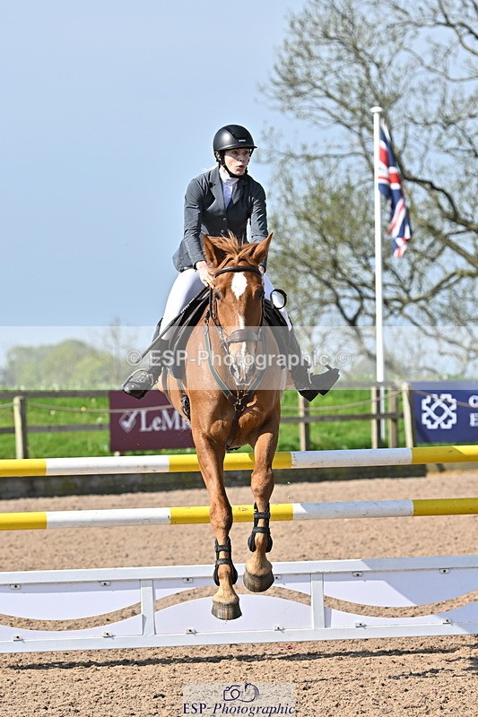 240509A-095411-00709 - Cls 8 Foxhunter