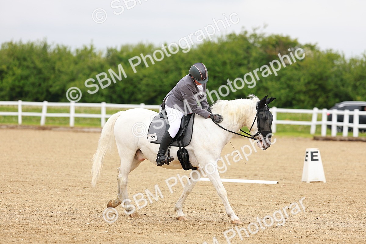 SBM_004633 - Class 15 - Novice 5